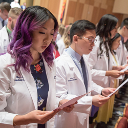 Class of 2023 Students Perform Their Class Oath at the White Coat Ceremony