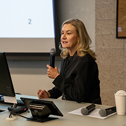 Dr. Radovick discussed the progress SW CACTI has made in establishing cross-consortium activities. Dr. Radovick discussed the progress SW CACTI has made in establishing cross-consortium activities.