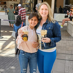 Arias with Her Daughter Jenna