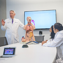 Dean Guy Reed, MD, MS, met with the students and discussed his cardiovascular research