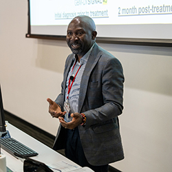 Dr. Fonkem shared his ongoing neuro-oncology research at the conference.