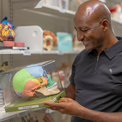 Dr. Seyoum's paper discussed how dental morphology changed in some primates after alterations in their diet. Dr. Seyoum's paper discussed how dental morphology changed in some primates after alterations in their diet.