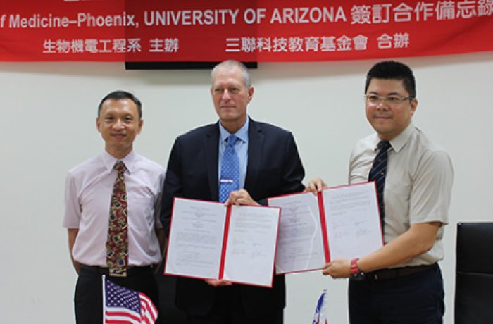 Dr. Zenhausern with Representatives from Taiwan University