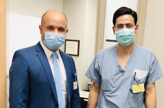 Dr. Baaj with Peter Nakaji, MD, chair of Neurosurgery at Banner – University Medical Center Phoenix