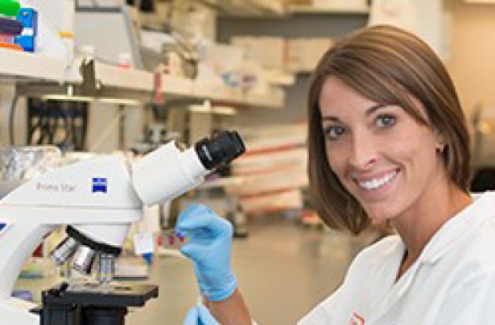 Rachel Rowe, PhD, in Her Lab