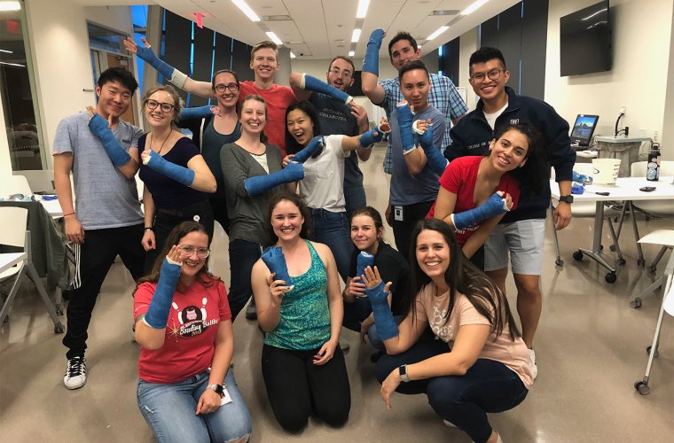 Brandon Ngo with Fellow Medical Students in the Center for Simulation and Innovation Brandon Ngo with Fellow Medical Students in the Center for Simulation and Innovation
